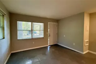 213 Dr Martin Luther King Jr Ave, Wildwood, FL 34785 - Photo 5