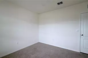 2898 Turnstone Run, Saint Cloud, FL 34773 - Photo 23