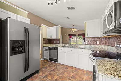 11830 Sindlesham Court, Orlando, FL 32837 - Photo 5