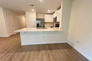 796 Preston Cv Dr, Saint Cloud, FL 34771 - Photo 5