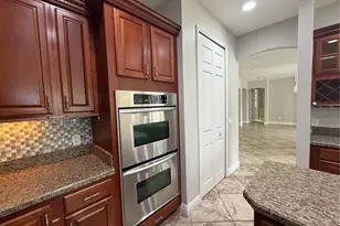 3811 Eagle Isle Cir, Kissimmee, FL 34746 - Photo 17