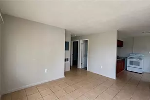 207 Mill St, Wildwood, FL 34785 - Photo 7