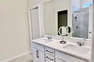 3027 Norcott Dr, Davenport, FL 33837 - Photo 11
