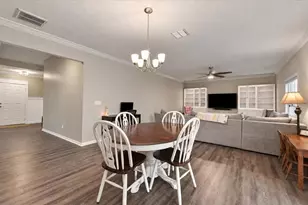 724 Pataches Pl, Groveland, FL 34736 - Photo 9