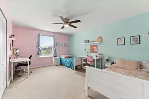 724 Pataches Pl, Groveland, FL 34736 - Photo 19