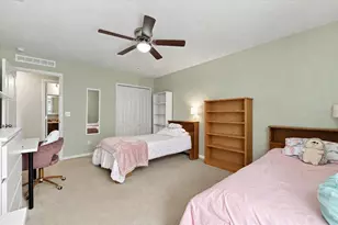 724 Pataches Pl, Groveland, FL 34736 - Photo 25
