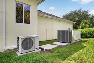2213 Wandering Oak Terrace, Kissimmee, FL 34746 - Photo 49