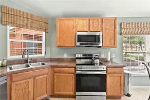516 Grand Canal Dr, Poinciana, FL 34759 - Photo 15
