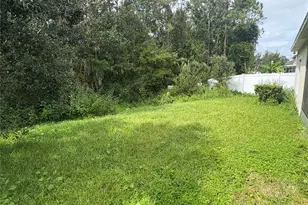 2820 Moonstone Bend, Kissimmee, FL 34758 - Photo 21