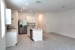 1241 Yellow Finch Dr, Davenport, FL 33837 - Photo 3