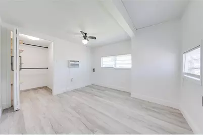 1379 Mainsail Lane, Saint Cloud, FL 34771 - Photo 9