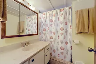 7490 46th Ave N, Saint Petersburg, FL 33709 - Photo 37