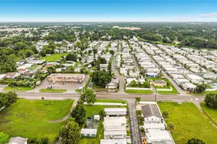 7490 46th Ave N, Saint Petersburg, FL 33709 - Photo 47