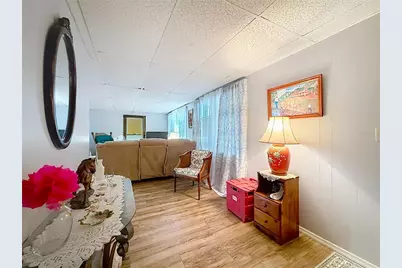 7490 46th Avenue N #101, Saint Petersburg, FL 33709 - Photo 7