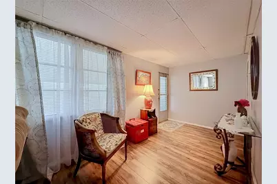 7490 46th Avenue N #101, Saint Petersburg, FL 33709 - Photo 9