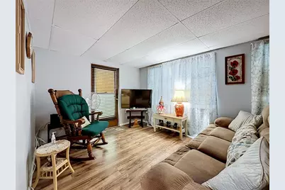 7490 46th Avenue N #101, Saint Petersburg, FL 33709 - Photo 11