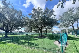 1288 Lago Vista Ct, Kissimmee, FL 34746 - Photo 27