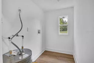 842 Dennis Ave, Orlando, FL 32807 - Photo 15