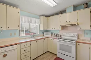 6619 Westchester Dr NE, Winter Haven, FL 33881 - Photo 13