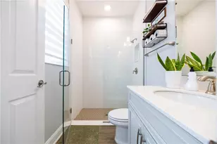 1316 Southern Sun Dr, Oakland, FL 34787 - Photo 23