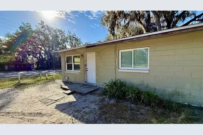 400 Peters St, Wildwood, FL 34785 - Photo 1