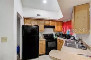 1956 Lake Atriums Cir, Orlando, FL 32839 - Photo 3