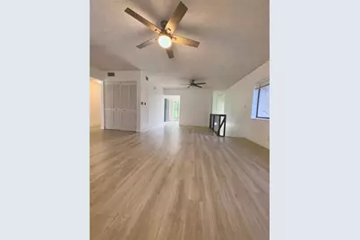 191 Wimbledon Lake Drive, Plantation, FL 33324 - Photo 5