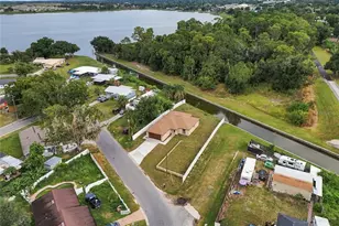 1097 Carefree Cove Dr, Winter Haven, FL 33881 - Photo 5