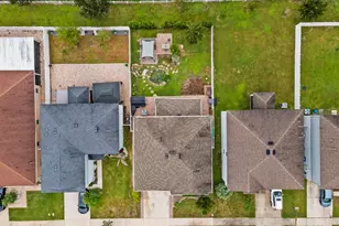 1630 Scarbrough Abby Pl, Saint Cloud, FL 34771 - Photo 3