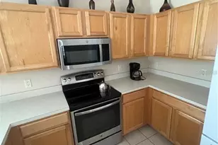 321 Troon Cir, Davenport, FL 33897 - Photo 11