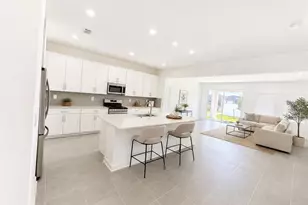 5554 Fiona Ln, Saint Cloud, FL 34771 - Photo 9