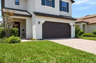 2924 Crest Dr, Kissimmee, FL 34744 - Photo 1