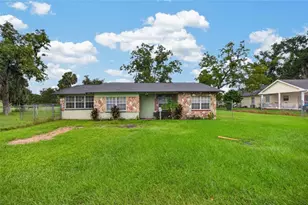 1210 W 15th St, Sanford, FL 32771 - Photo 1