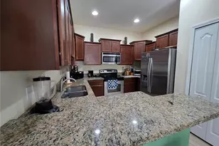 37611 Georgina Terrace, Zephyrhills, FL 33542 - Photo 13