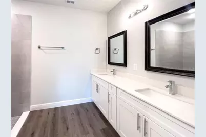 1045 9th Avenue, Deland, FL 32724 - Photo 5