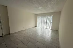 941 W Oak Ridge Rd, Orlando, FL 32809 - Photo 3
