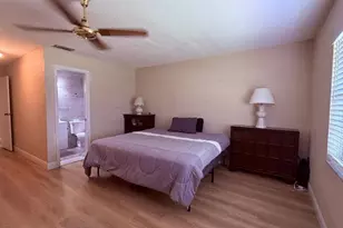 928 New Bedford Dr, Deland, FL 32724 - Photo 9