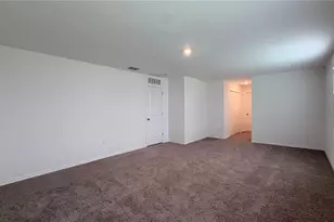801 Ognon Ct, Kissimmee, FL 34759 - Photo 17