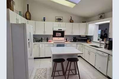 6659 Hidden Beach Circle, Orlando, FL 32819 - Photo 9