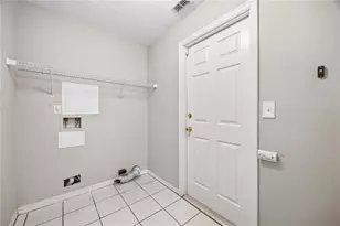 2211 Mallory Cir, Haines City, FL 33844 - Photo 15