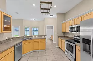 3235 Lorimar Ln, Saint Cloud, FL 34772 - Photo 13