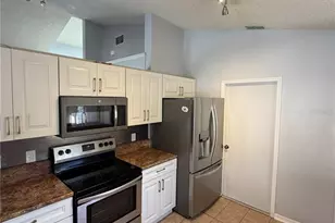 11862 Hullbridge Ct, Orlando, FL 32837 - Photo 7