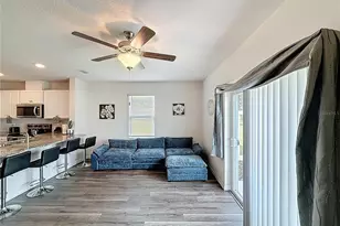 1303 Tallowwood Ln, Davenport, FL 33837 - Photo 5