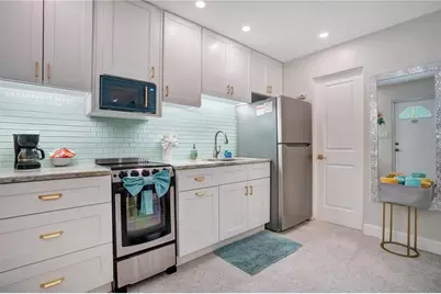 571 Saint Judes Drive #4, Longboat Key, FL 34228 - Photo 5