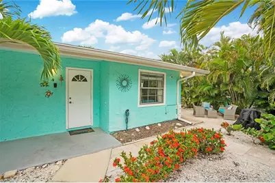 571 Saint Judes Drive #4, Longboat Key, FL 34228 - Photo 1