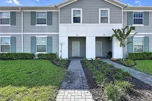 920 Paradise Dr, Davenport, FL 33837 - Photo 1