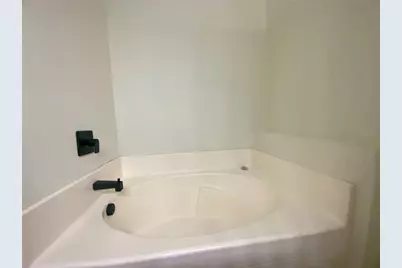 2109 Woodsedge Drive, Kissimmee, FL 34746 - Photo 21