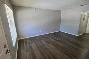 1802 Barton Dr, Kissimmee, FL 34741 - Photo 7