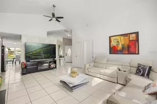 114 Blackwater Ct, Kissimmee, FL 34743 - Photo 7