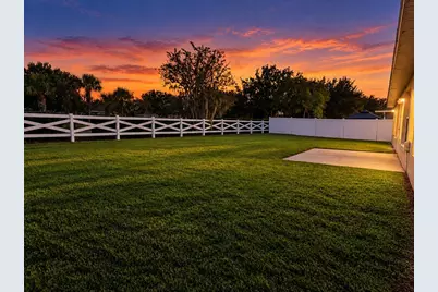 2011 Fawn Meadow Circle, Saint Cloud, FL 34772 - Photo 73